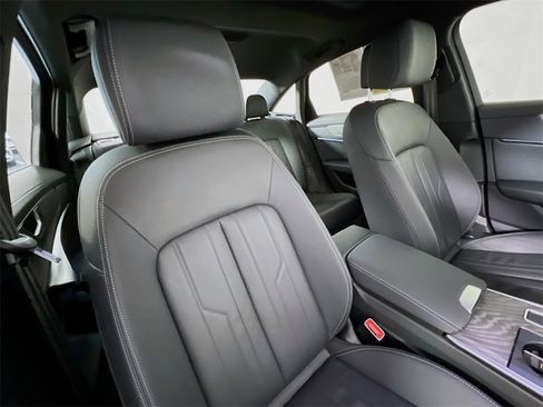 Used 2024 Audi A6 2.0T Premium w/ Convenience Package image 28