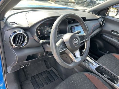 Used 2023 Nissan Kicks SR image 22