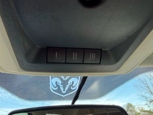 Used 2010 Dodge Ram 1500 Truck Laramie image 24