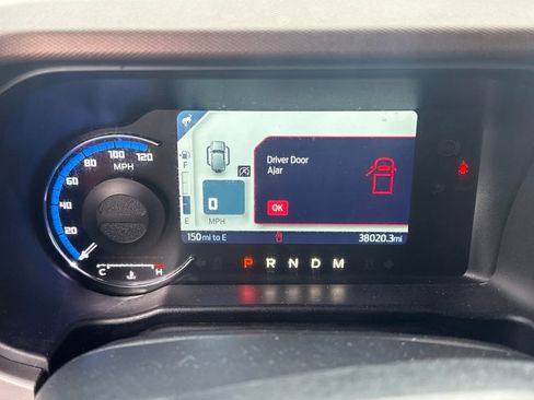 Used 2023 Ford Bronco Outer Banks image 21