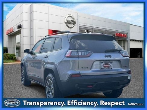 Used 2022 Jeep Cherokee Trailhawk w/ Comfort/Convenience Group AWD/4WD image 7