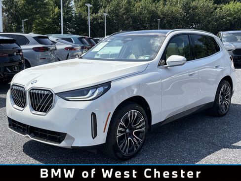 Certified 2025 BMW X3 xDrive30i AWD/4WD image 1