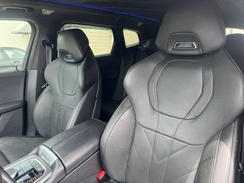 Certified 2023 BMW XM AWD/4WD image 17