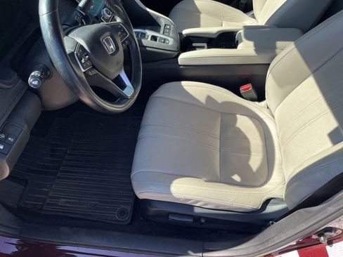 Used 2019 Honda Insight Touring image 16
