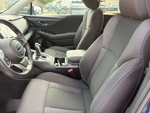 Used 2022 Subaru Outback Premium AWD/4WD image 9