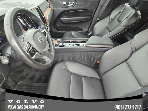 Certified 2023 Volvo XC60 B5 Plus w/ Protection Package Premier image 12