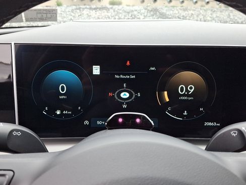 Certified 2025 Hyundai Tucson Limited image 22