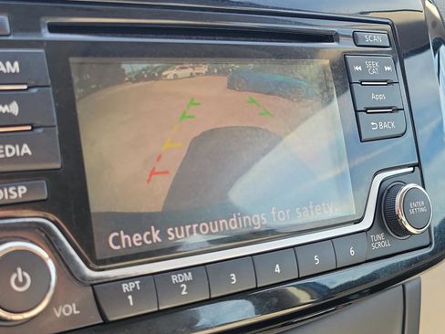 Used 2016 Nissan Sentra SV image 20