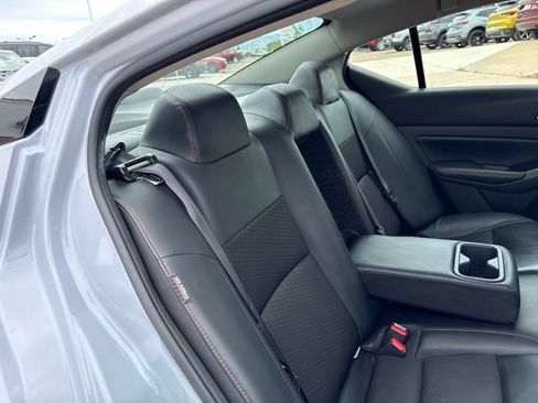 Used 2024 Nissan Altima 2.5 SR FWD image 22