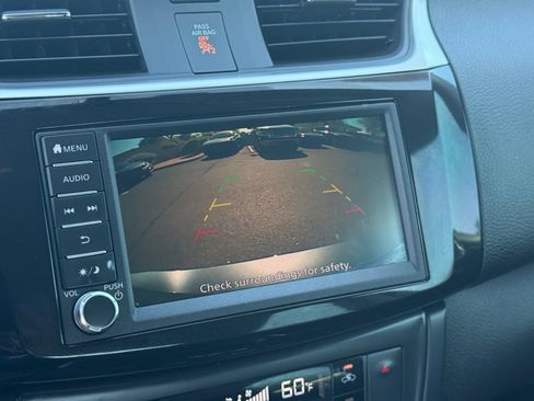 Used 2019 Nissan Sentra SV FWD image 21