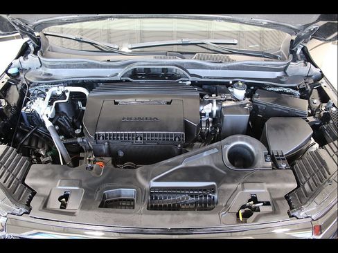 Certified 2025 Honda Pilot Black Edition image 34