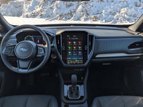 Certified 2025 Subaru Forester Limited image 10