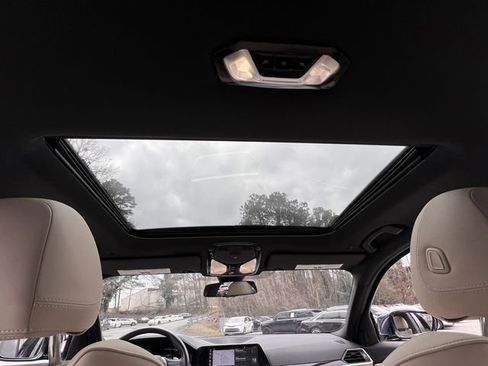 Used 2021 BMW 330i Sedan w/ Convenience Package image 20