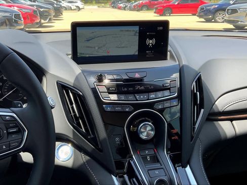 Used 2024 Acura RDX SH-AWD w/ Advance Package image 6