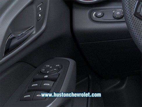Used 2026 Chevrolet Trax RS w/ Driver Confidence Package FWD image 22