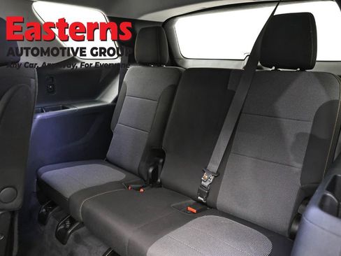 Used 2021 Chevrolet Traverse LT AWD/4WD image 27
