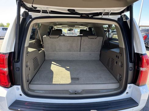 Used 2016 Chevrolet Suburban LT AWD/4WD image 34
