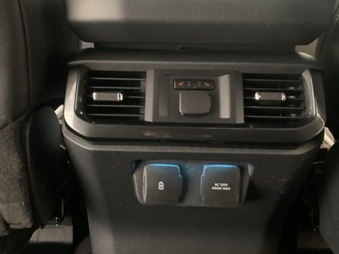 Used 2021 Ford F150 Lariat w/ Equipment Group 502A High image 22