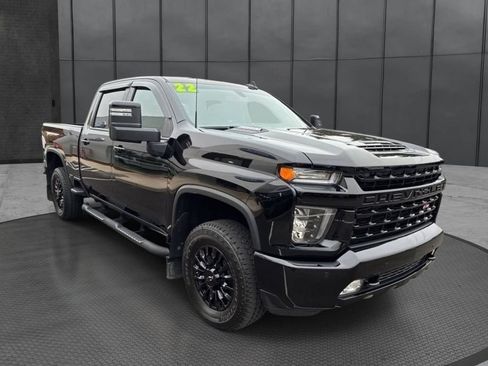 Used 2022 Chevrolet Silverado 2500 LTZ w/ LTZ Plus Package AWD/4WD image 3
