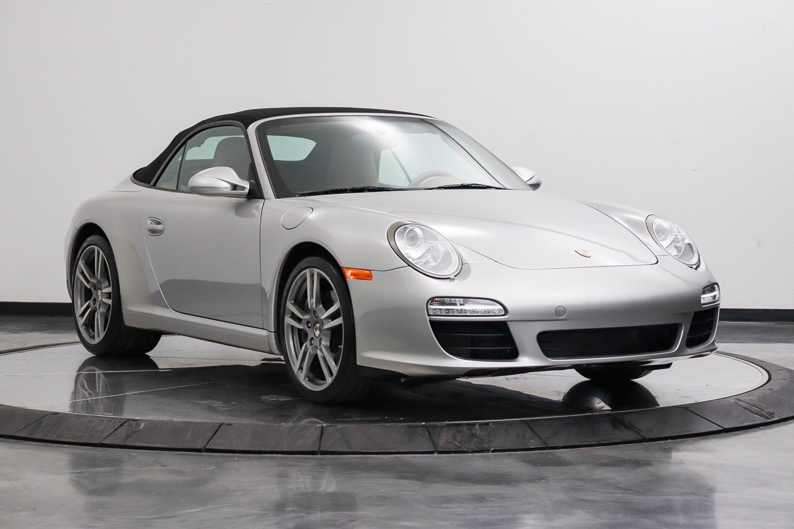 Used 2009 Porsche 911 Carrera RWD image 17