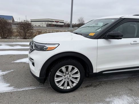 Used 2023 Ford Explorer Limited w/ Hybrid Equipment Group 310A image 4