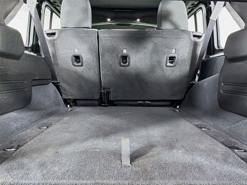 Used 2025 Jeep Wrangler Unlimited Sport AWD/4WD image 24