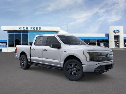 New 2025 Ford F150 Lightning Flash AWD/4WD image 13