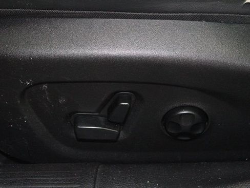 Used 2015 Chrysler 200 C w/ Sun/Sound Group FWD image 16