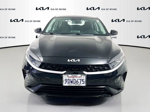 Certified 2023 Kia Forte LXS w/ LXS Technology Package FWD image 2