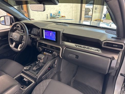 Certified 2025 Toyota Tacoma SR5 image 50