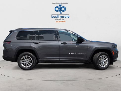 Used 2023 Jeep Grand Cherokee L Laredo w/ Luxury Tech Group I AWD/4WD image 7