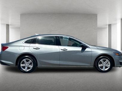 Used 2024 Chevrolet Malibu LT
