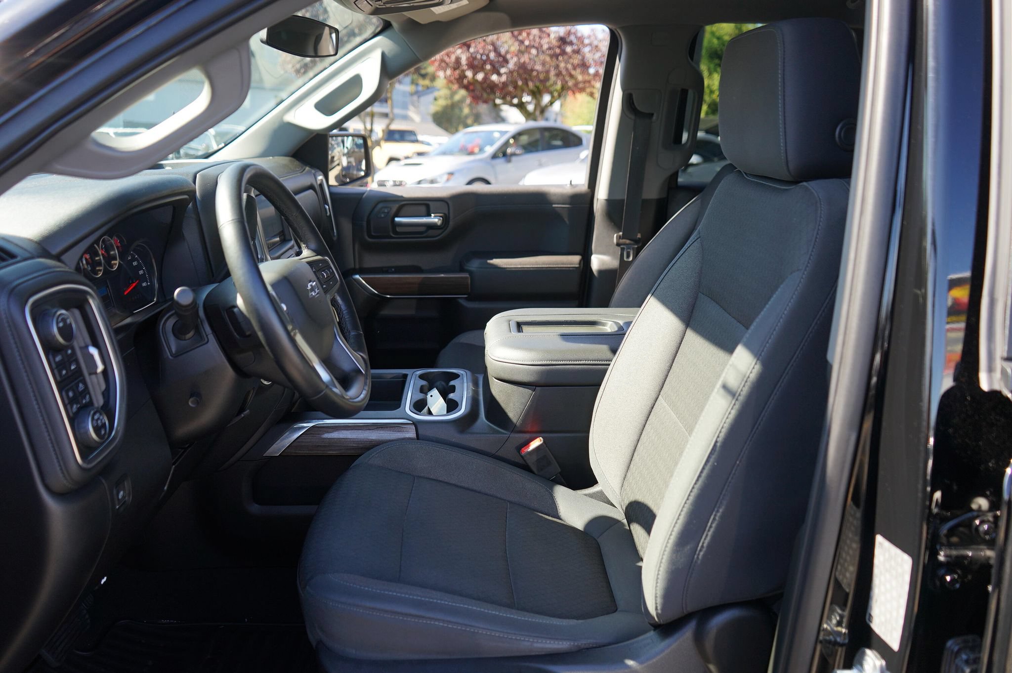 Used 2019 Chevrolet Silverado 1500 RST w/ All-Star Edition AWD/4WD image 12
