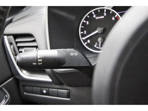 Used 2024 Nissan Rogue SV w/ SV Premium Package image 19