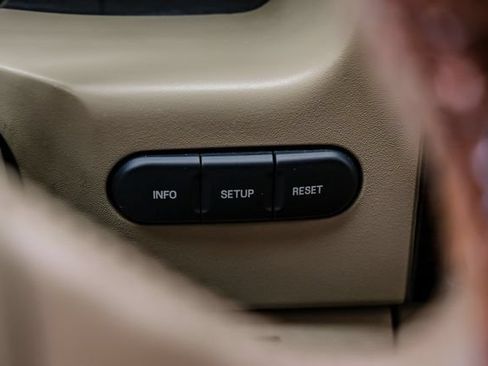Used 2005 Ford F350 King Ranch AWD/4WD image 29