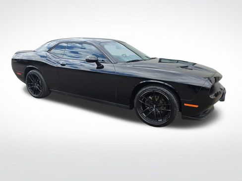 Used 2020 Dodge Challenger SXT w/ Blacktop Package RWD image 6