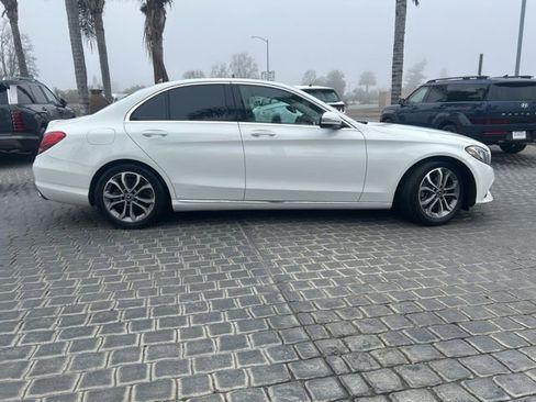 Used 2017 Mercedes-Benz C 300 Sedan image 5