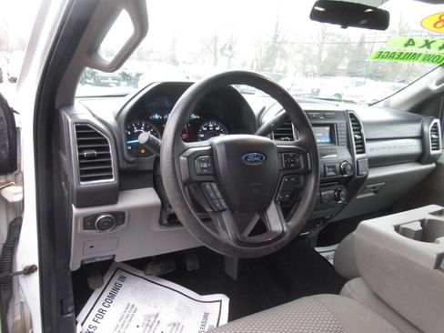 Used 2018 Ford F250 XLT w/ Snow Plow Prep Package image 20