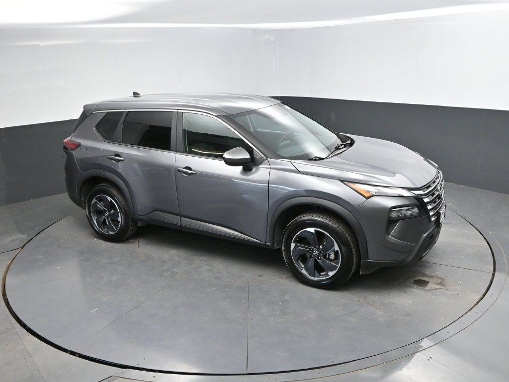 Used 2024 Nissan Rogue SV FWD image 20