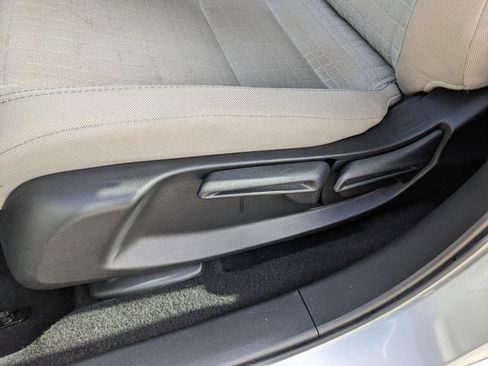 Used 2023 Honda HR-V LX image 24