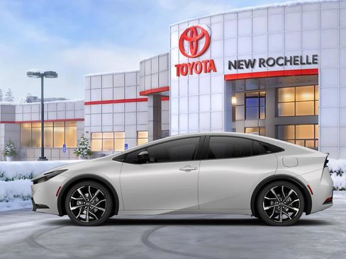 New 2026 Toyota Prius Plug-In Hybrid FWD image 4