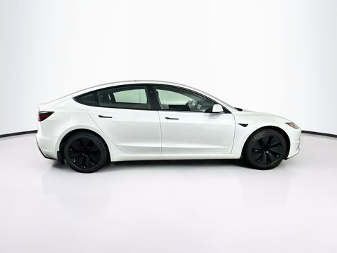 Used 2025 Tesla Model 3 Long Range RWD image 10
