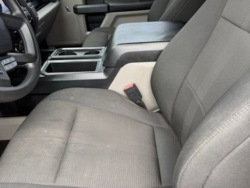 Used 2020 Ford F150 XL w/ Equipment Group 101A Mid RWD image 4