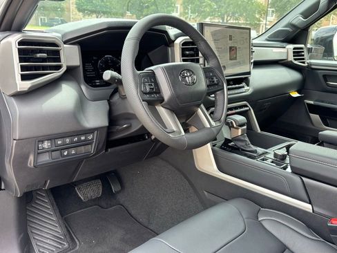 New 2026 Toyota Tundra Limited AWD/4WD image 11