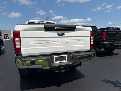 Used 2021 Ford F350 Lariat w/ Chrome Package AWD/4WD image 12