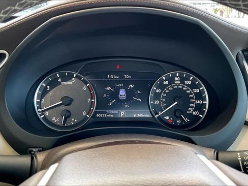 Used 2019 INFINITI QX50 Essential w/ Sensory Package FWD image 25