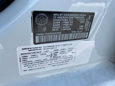 Used 2022 Volkswagen Passat 2.0T image 24