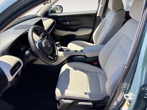 Used 2025 Honda HR-V LX image 9