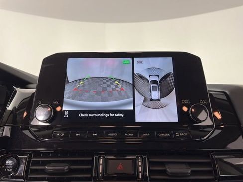 New 2025 Nissan Pathfinder SL image 26