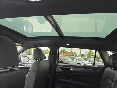 New 2026 Volkswagen Atlas Cross Sport SE image 29